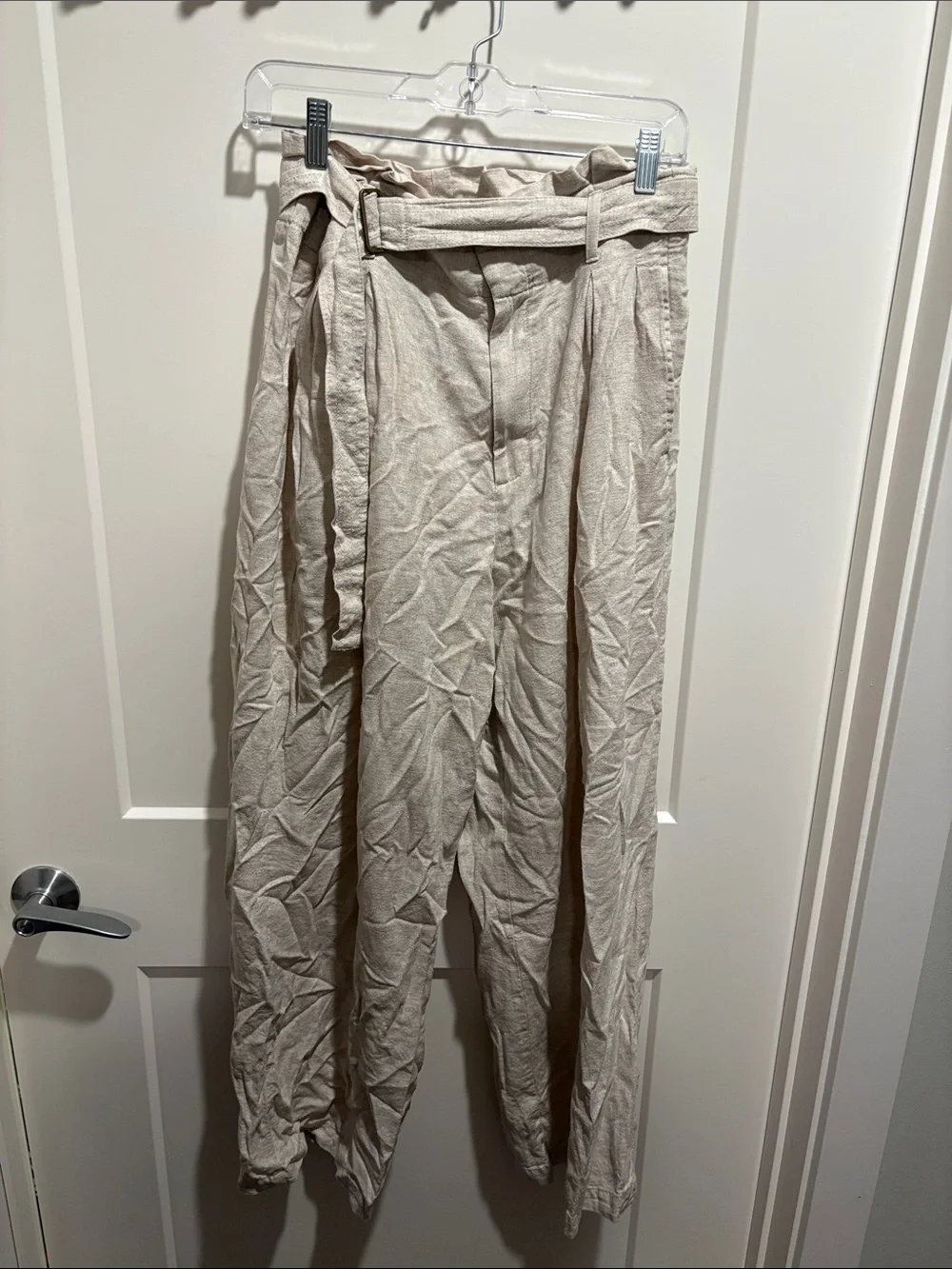 Women’s Banana Republic High-Waist Linen Pants in Light Beige